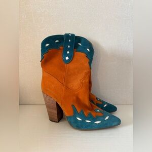 Dingo | Spicy suede underlay snip toe | 9M